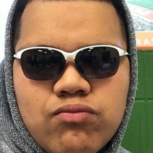 Meet your Posher, Guillermo